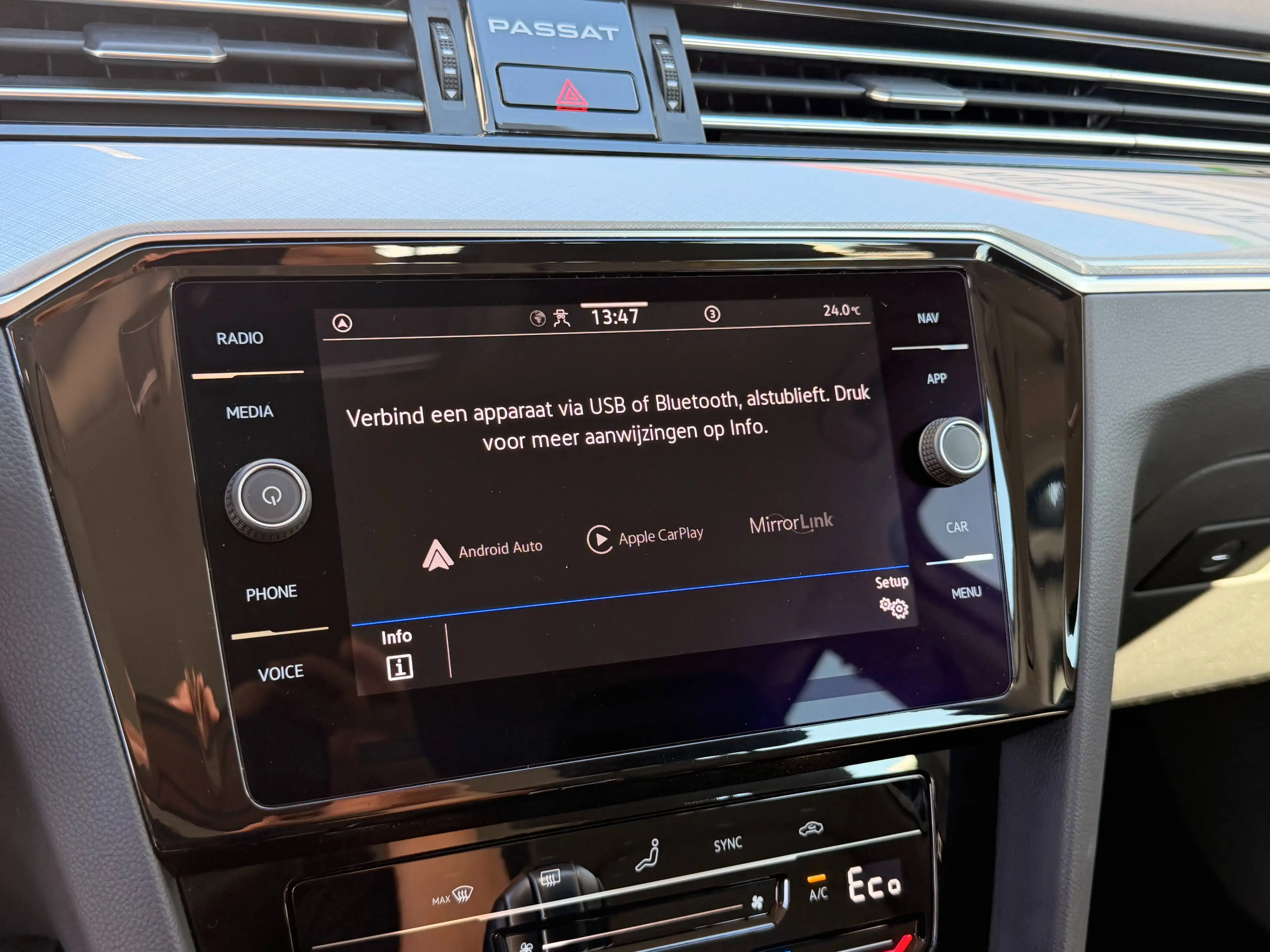 Volkswagen Passat Variant GTE 218PK // TREKHAAK // IQ-LIGHTS // AUTO KOFFER — photo 14