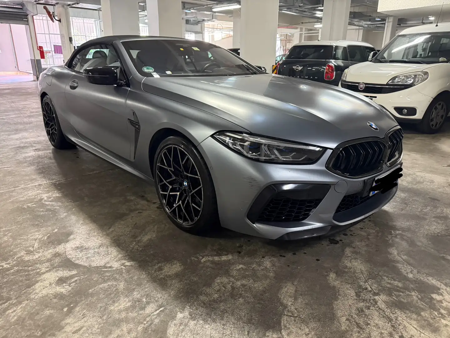 BMW M8 COMPETITION Grigio - 2