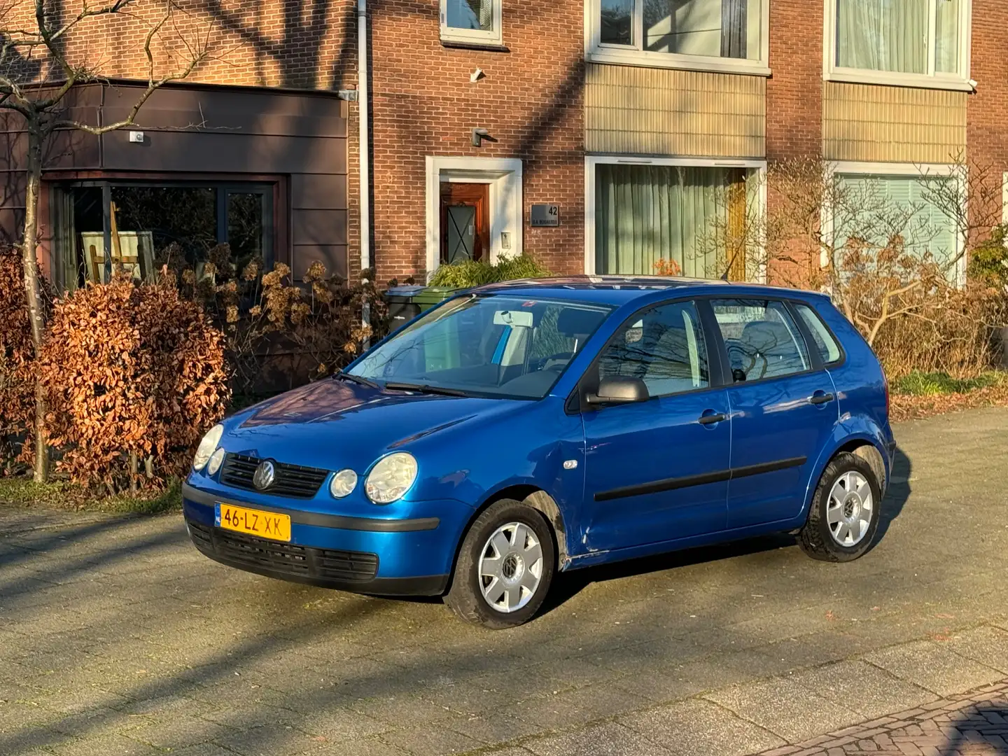 Volkswagen Polo Polo 1.4-16V FSI Sportl. Blauw - 2