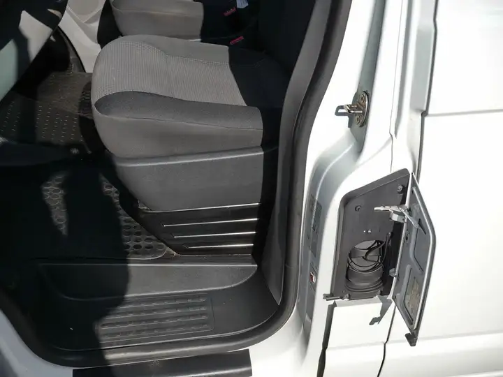 Volkswagen T6.1 Kombi T6.1 Kasten ABTe ELEKTRO 90Km/WLTP*LR*AHK*Klima – Foto 22