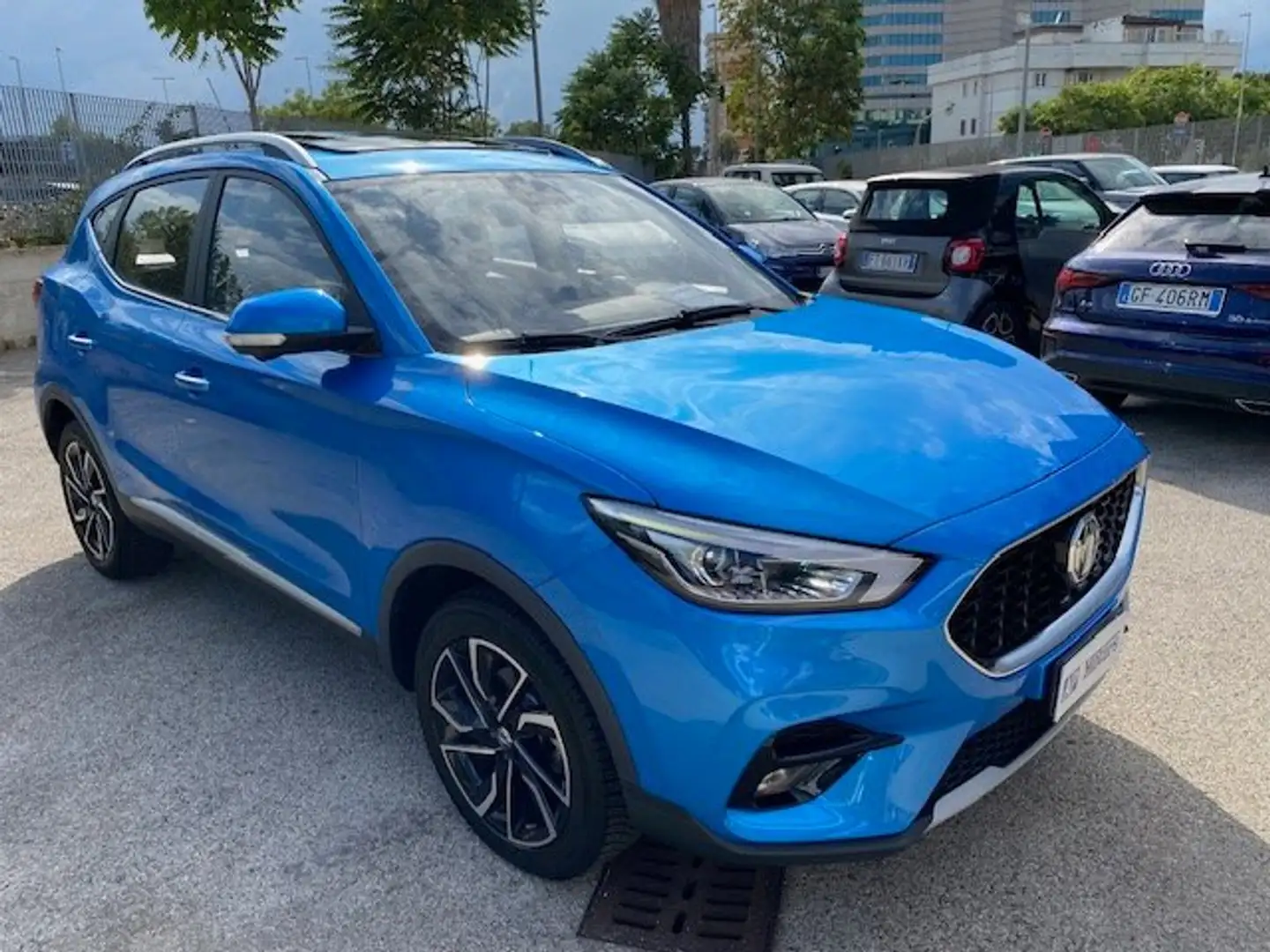 MG ZS ZS 1.0 Luxury Tetto/Pelle Blu/Azzurro - 1