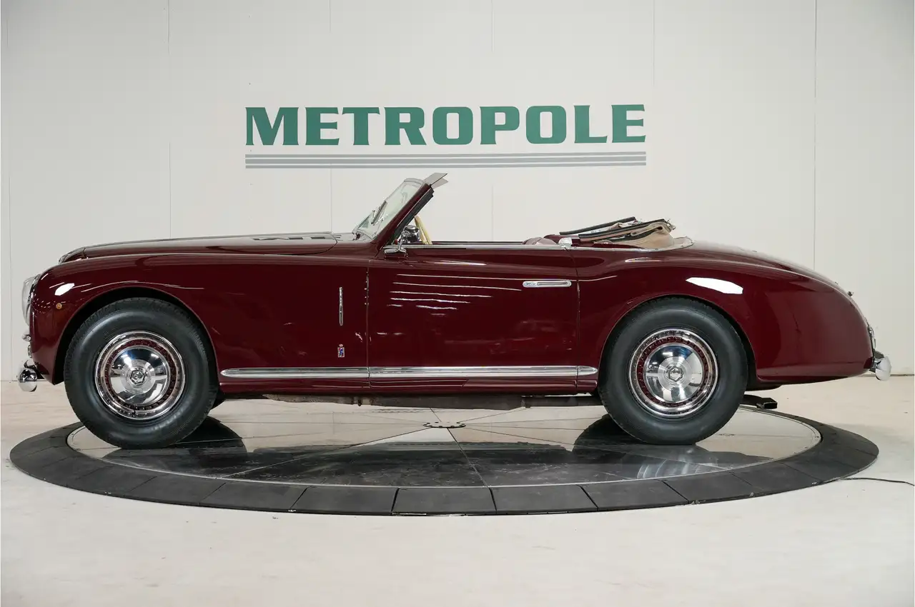 Alfa Romeo Alfa 6 6C 2500 Passo Corto Super Sport Cabriolet by Pinin, foto 2