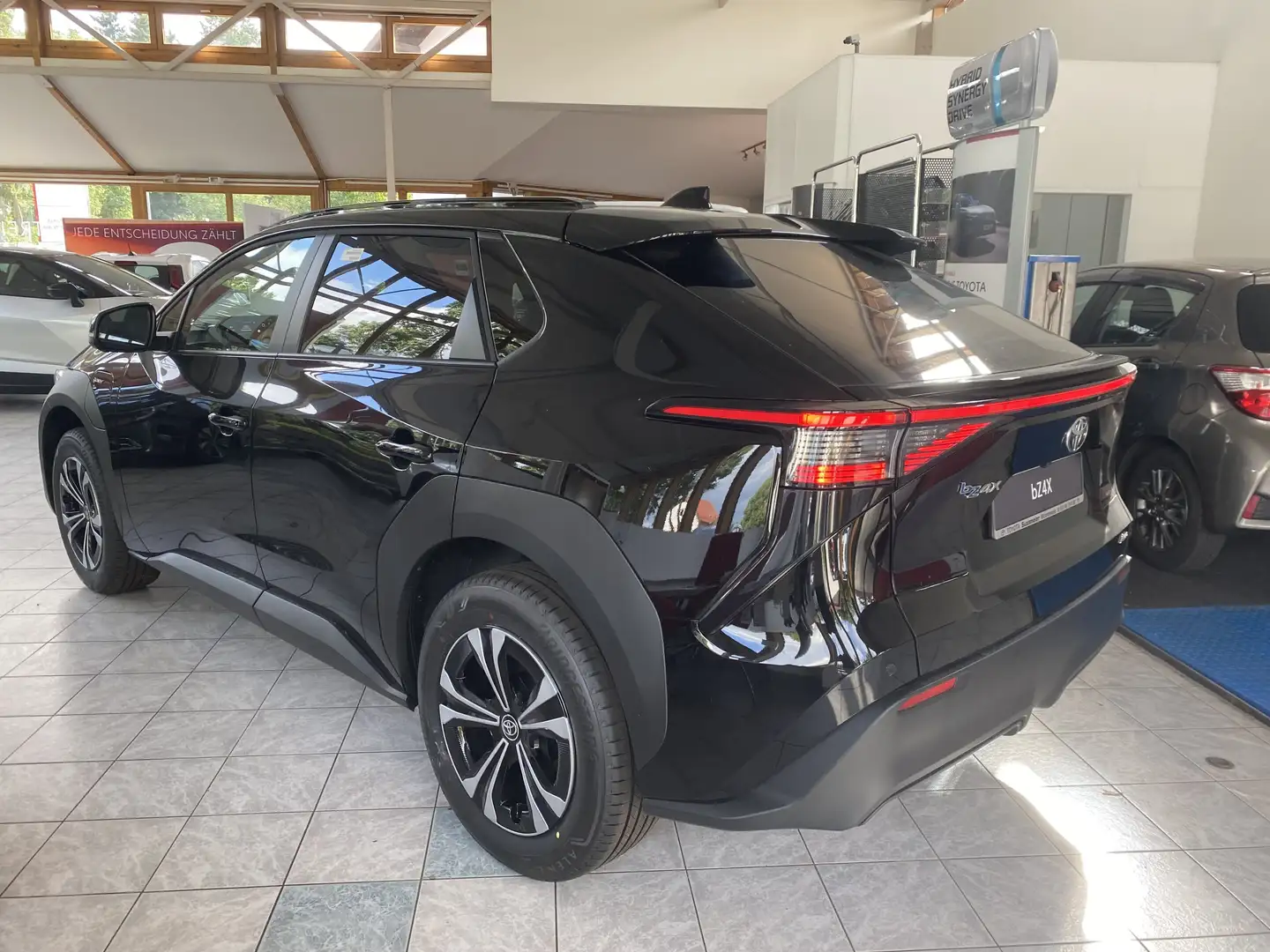 Toyota bZ4X Teamplayer 4x4 AWD *360Grad*MatrixLED Schwarz - 2