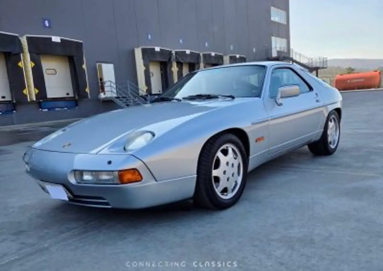 Porsche 928 GT, foto 1