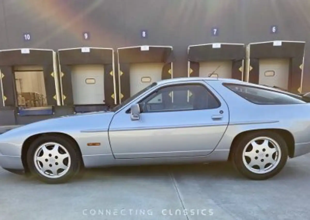 Porsche 928 GT, foto 3