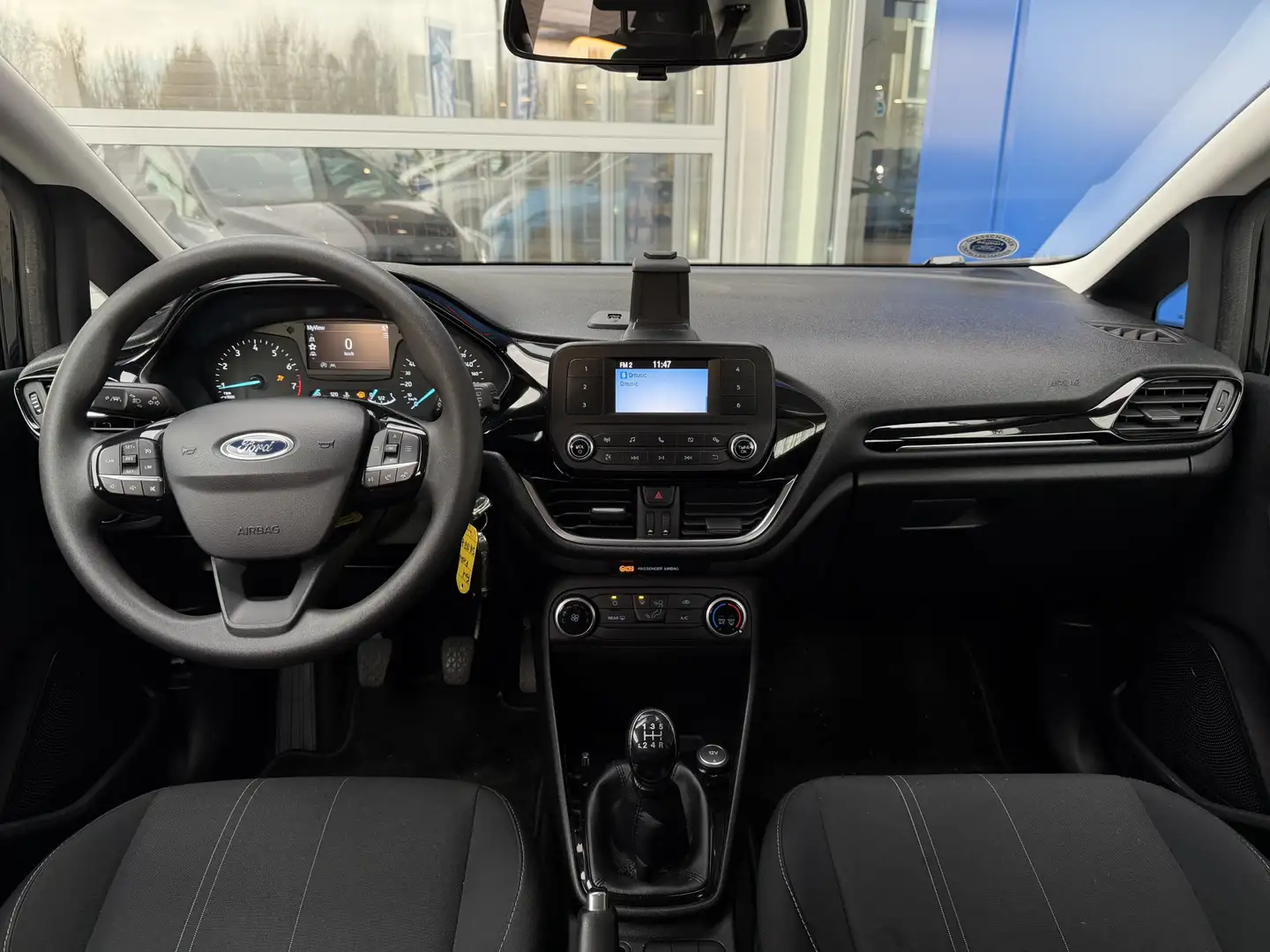 Ford Fiesta 1.1 Trend Zwart - 2