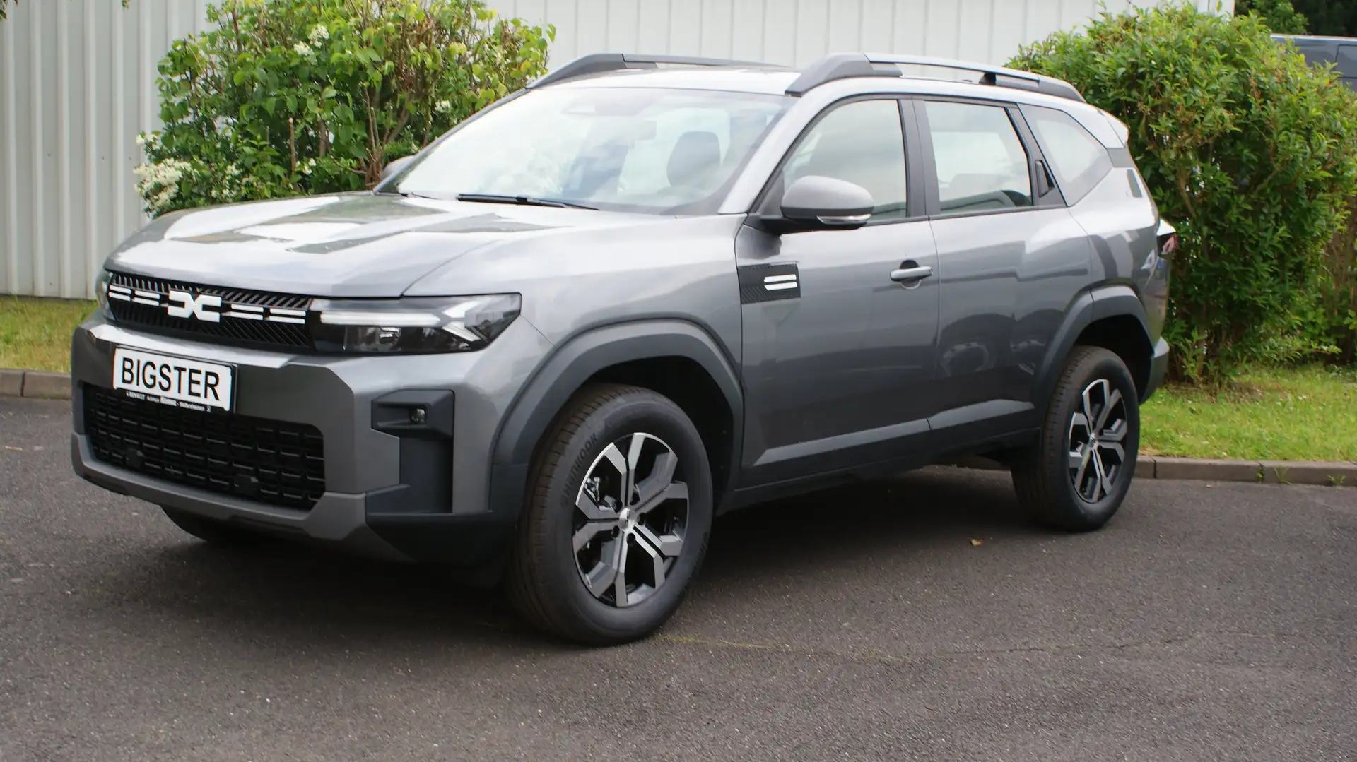 Dacia Bigster TCe 140 PS Journey Winter+ City- Paket Gris - 1