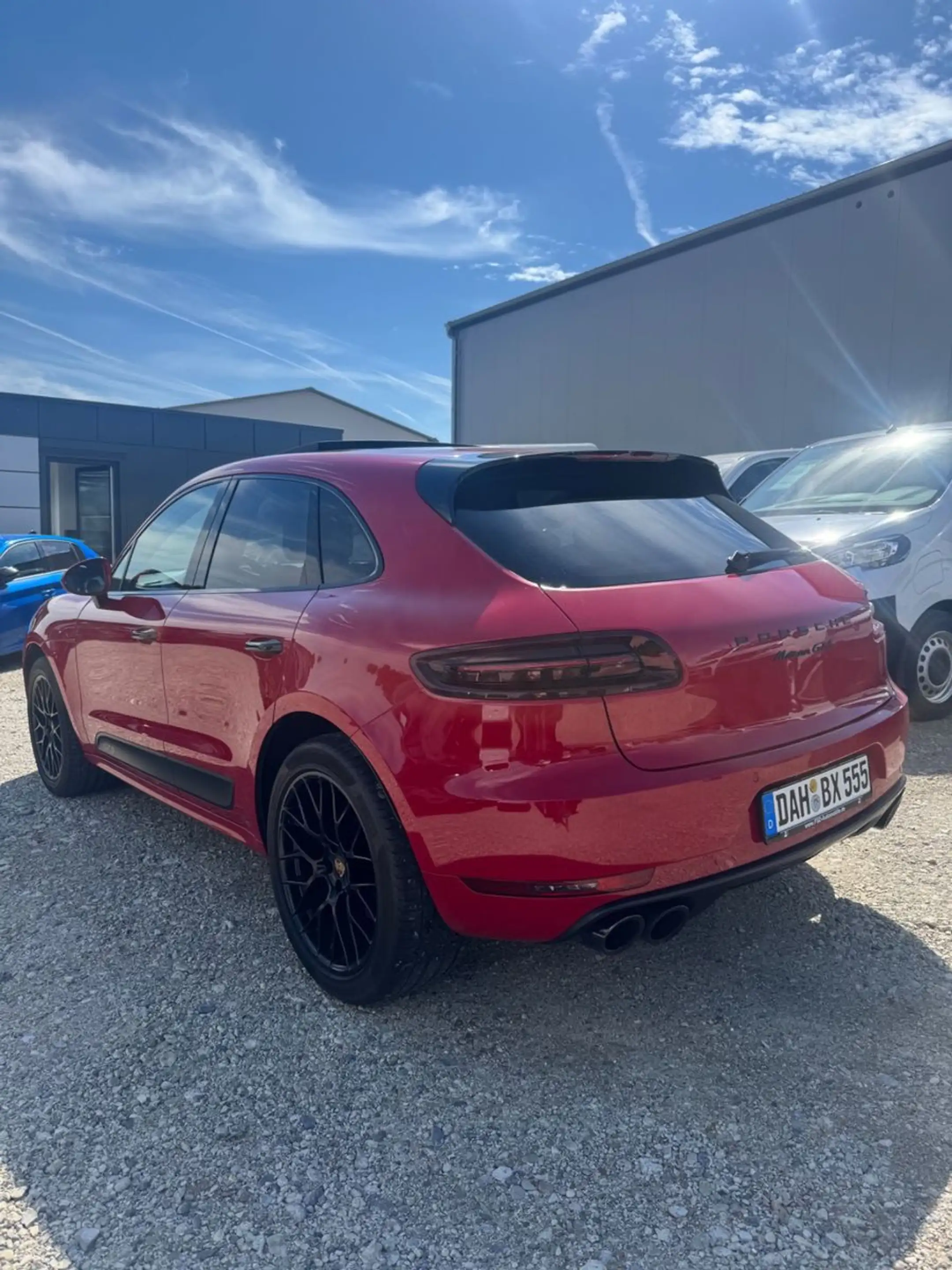 Porsche Macan GTS — photo 2