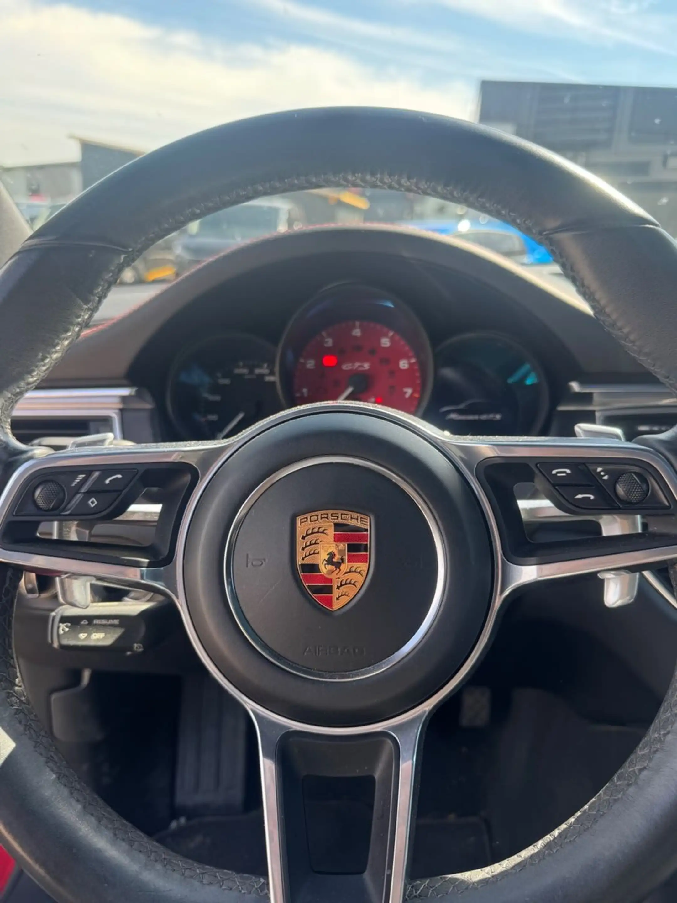 Porsche Macan GTS — photo 6
