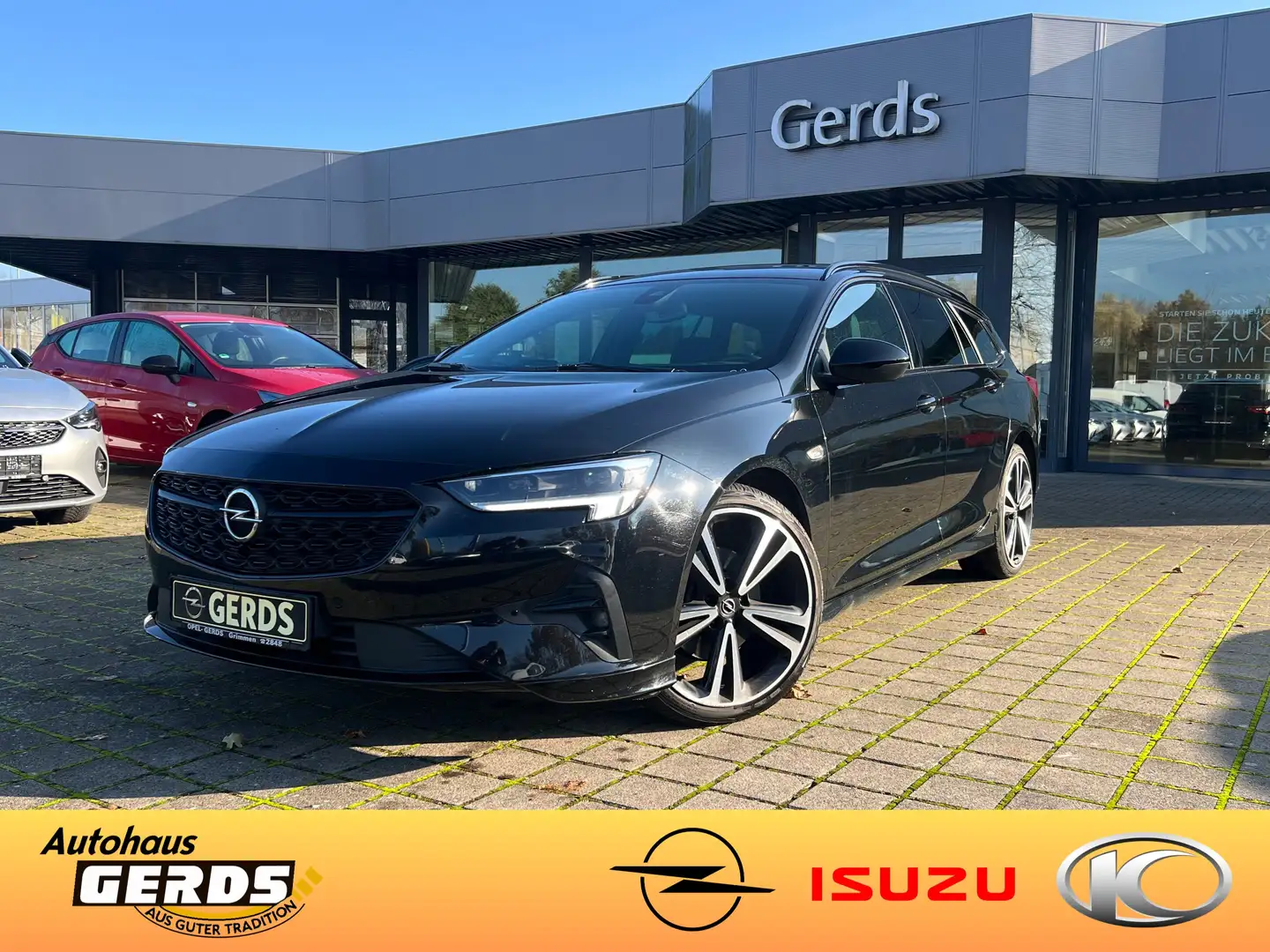 Opel Insignia Ultimate Schwarz - 1