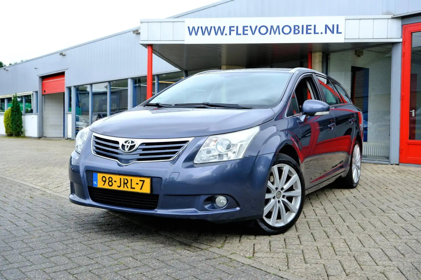 Toyota Avensis Wagon 1.8 VVTi Dynamic Clima|Cruise|LMV|Trekhaak Blauw - 1