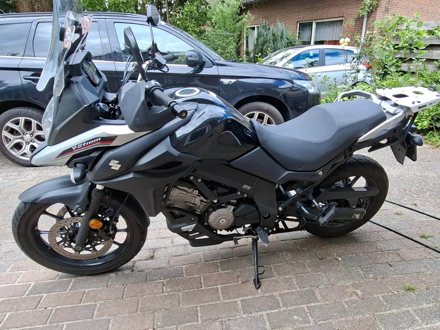 Suzuki V-Strom 650 Czarny - 2