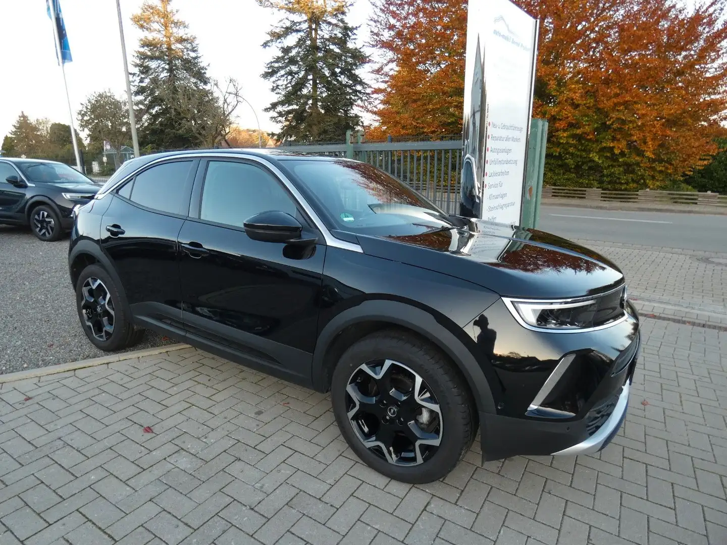 Opel Mokka 1.2 Ultim. Klima PDC Kamera Navi Alcantara Noir - 2
