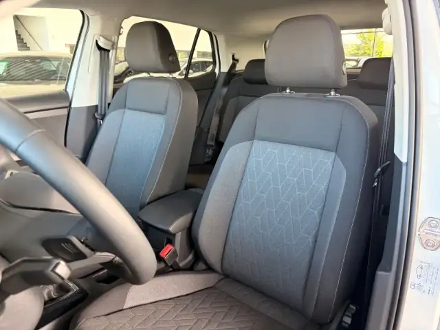 Volkswagen T-Cross view 12