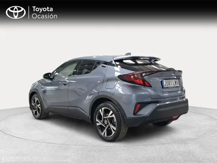 Toyota C-HR 1.8 125H Advance 2022, foto 2