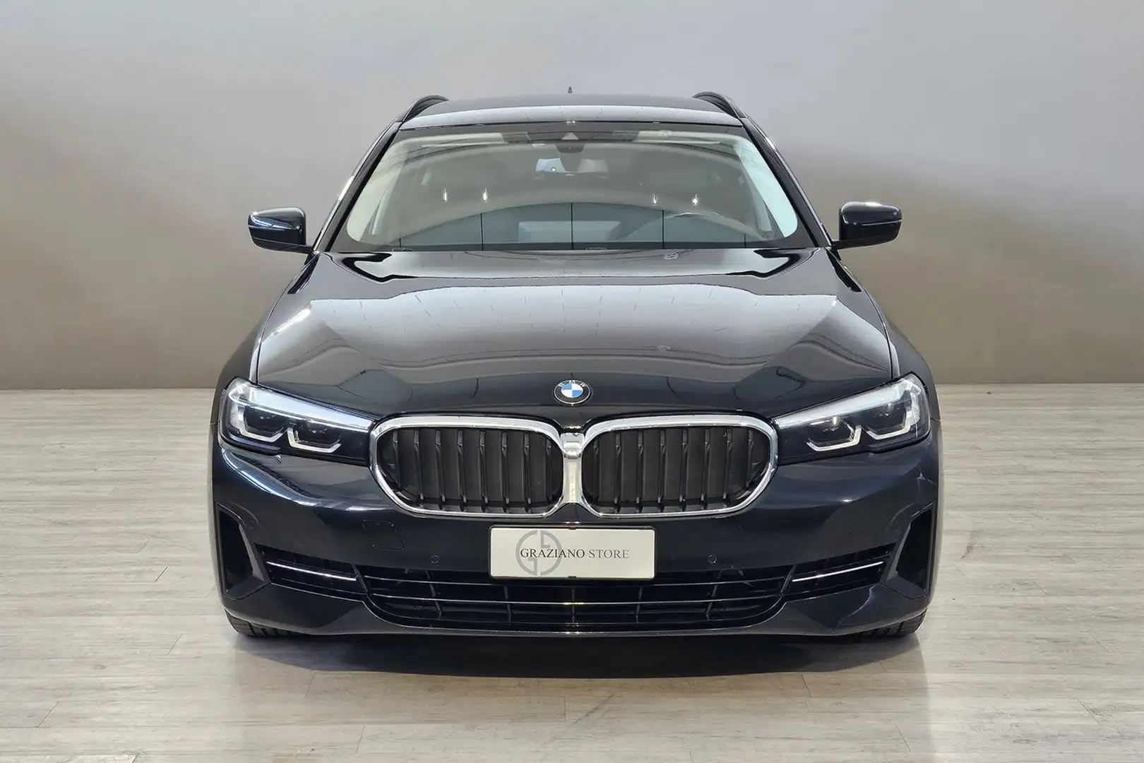 BMW 520 48V MHEV xDrive Touring Business Gris - 2
