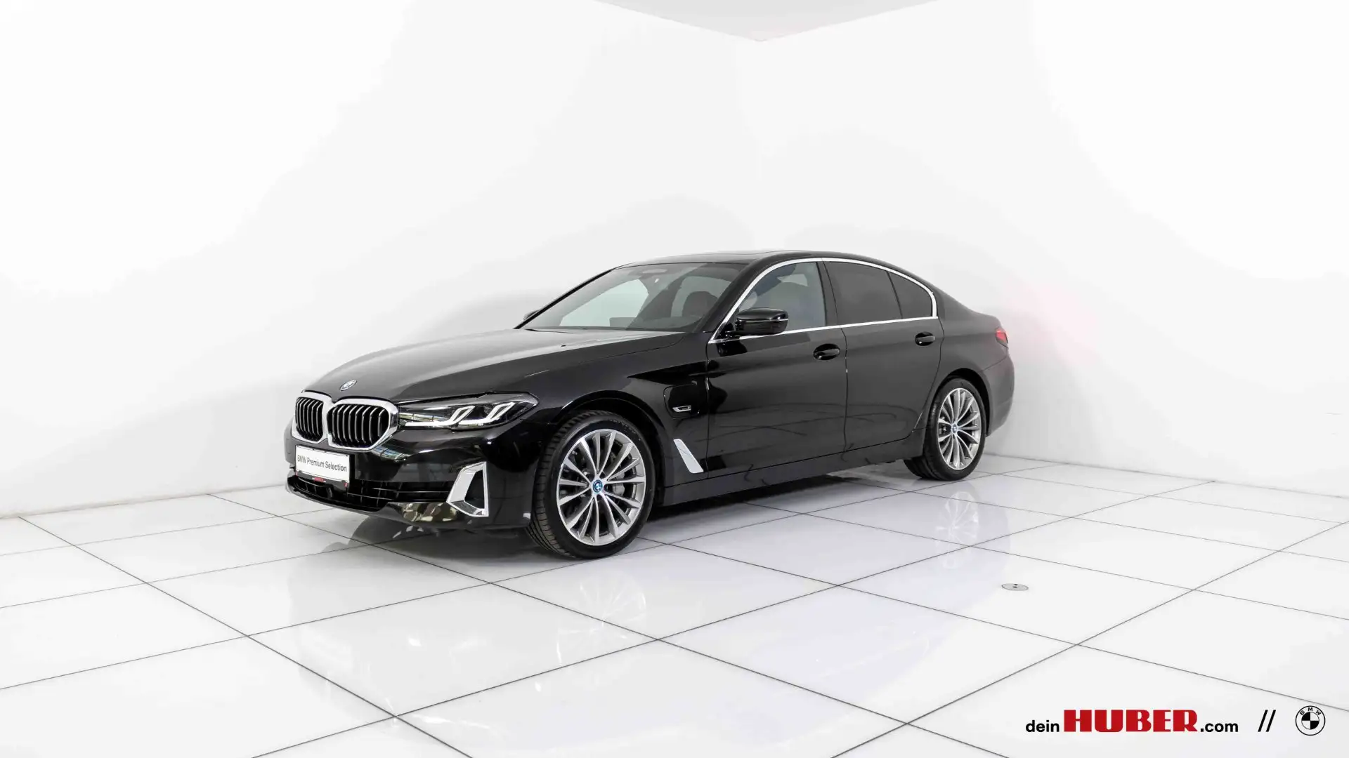 BMW 545 545e xDrive Noir - 1