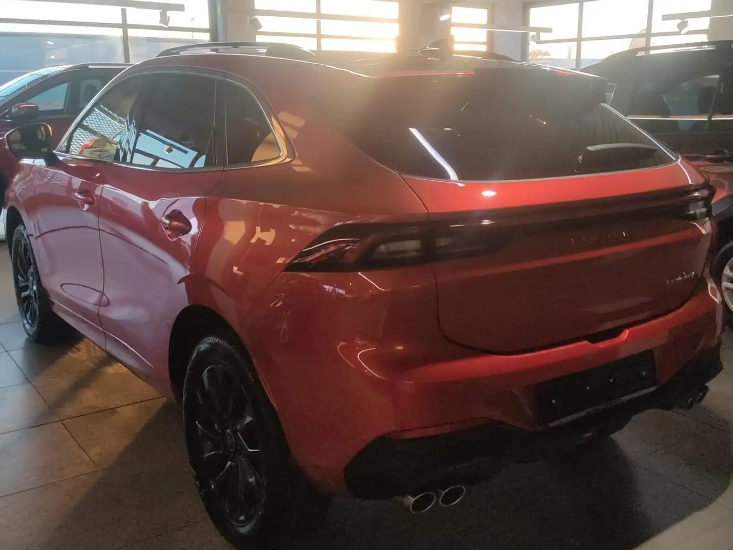 Forthing T5 Evo Friday 1.5 auto Rosso - 2