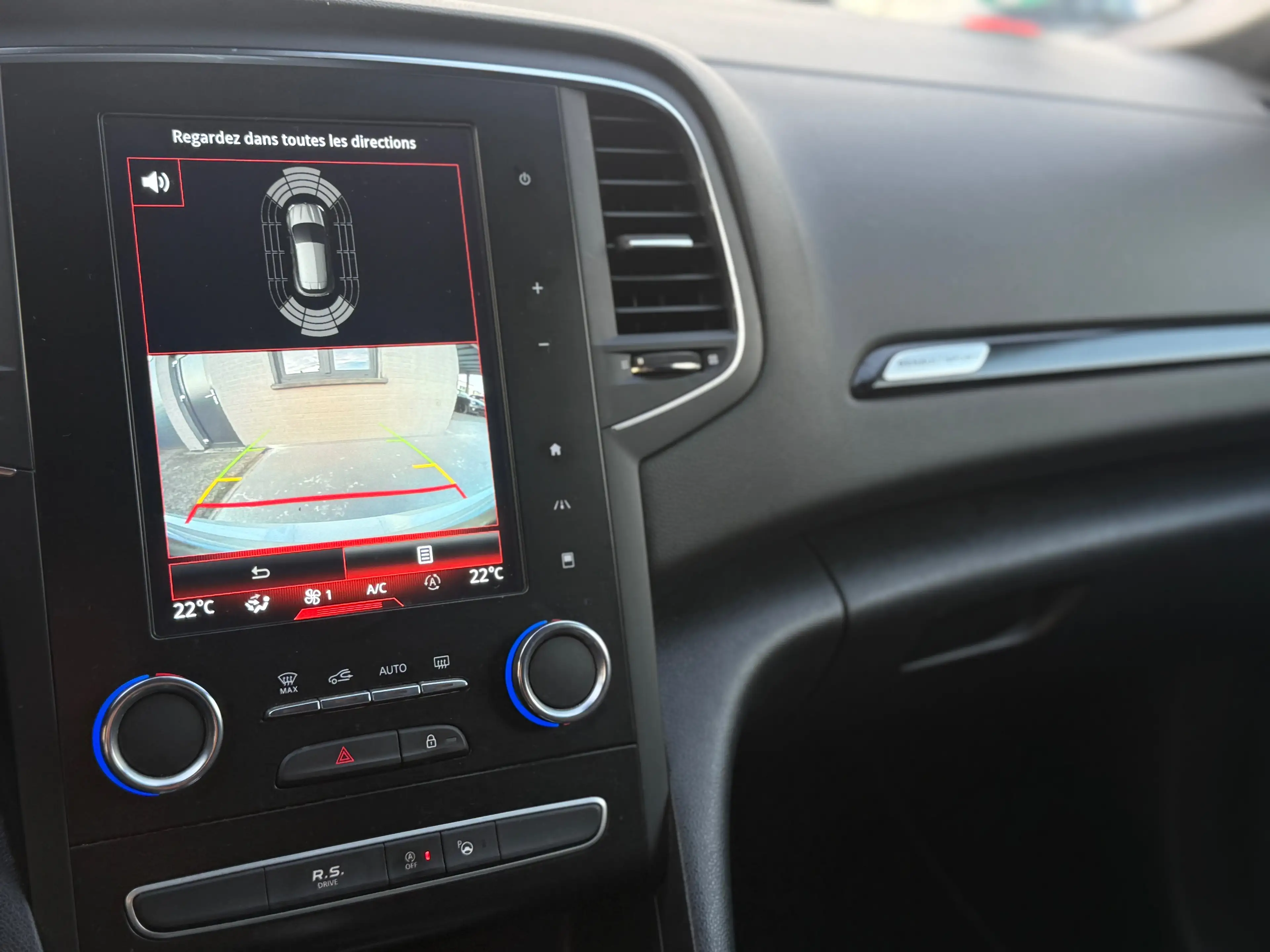 Renault Megane *1.8 TCe R.S. 280 EDC,BOÎTE AUTO,LED,XÉNON,CAMERA,4 CONTROL,GPS,BLUETOOTH,BOSE…* — photo 11