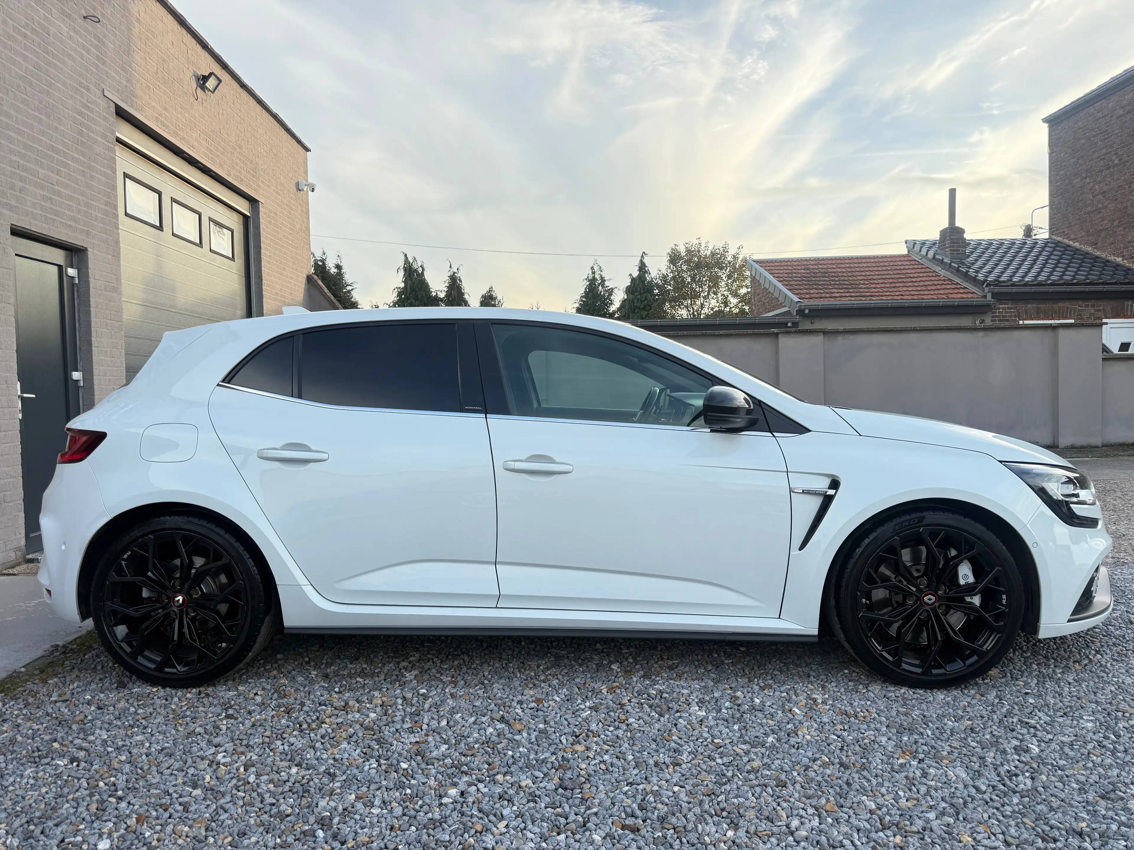 Renault Megane *1.8 TCe R.S. 280 EDC,BOÎTE AUTO,LED,XÉNON,CAMERA,4 CONTROL,GPS,BLUETOOTH,BOSE…* — photo 2