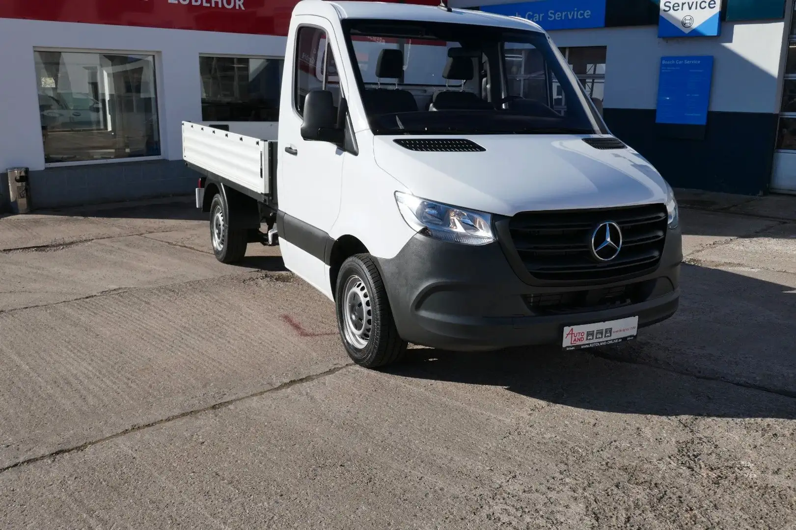 Mercedes-Benz Sprinter III Pritsche FWD 211 CDI Klima / DAB Weiß - 1