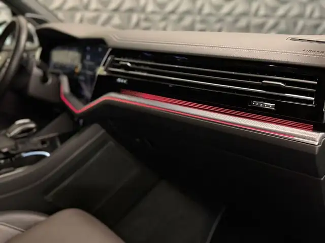 Volkswagen Touareg R-Line 4Motion Ansicht 5