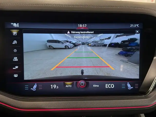 Volkswagen Touareg R-Line 4Motion Ansicht 32