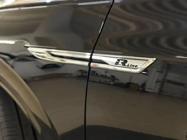Volkswagen Touareg R-Line 4Motion Ansicht 18