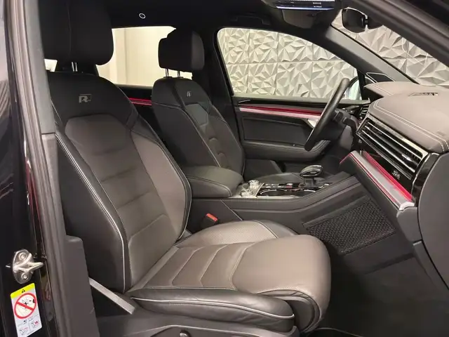 Volkswagen Touareg R-Line 4Motion Ansicht 37
