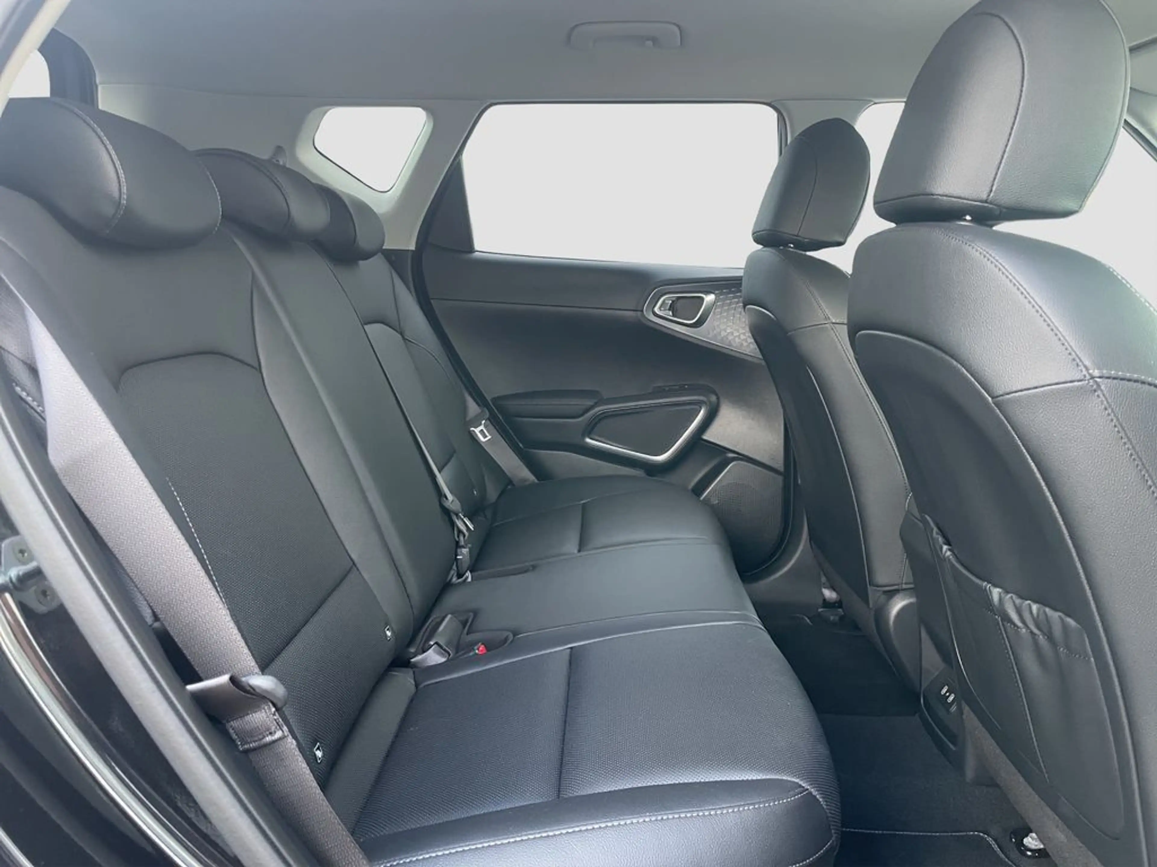 Kia Soul Kia e-Soul Spirit MJ 2023 Lederpaket Wärmepumpe — photo 7