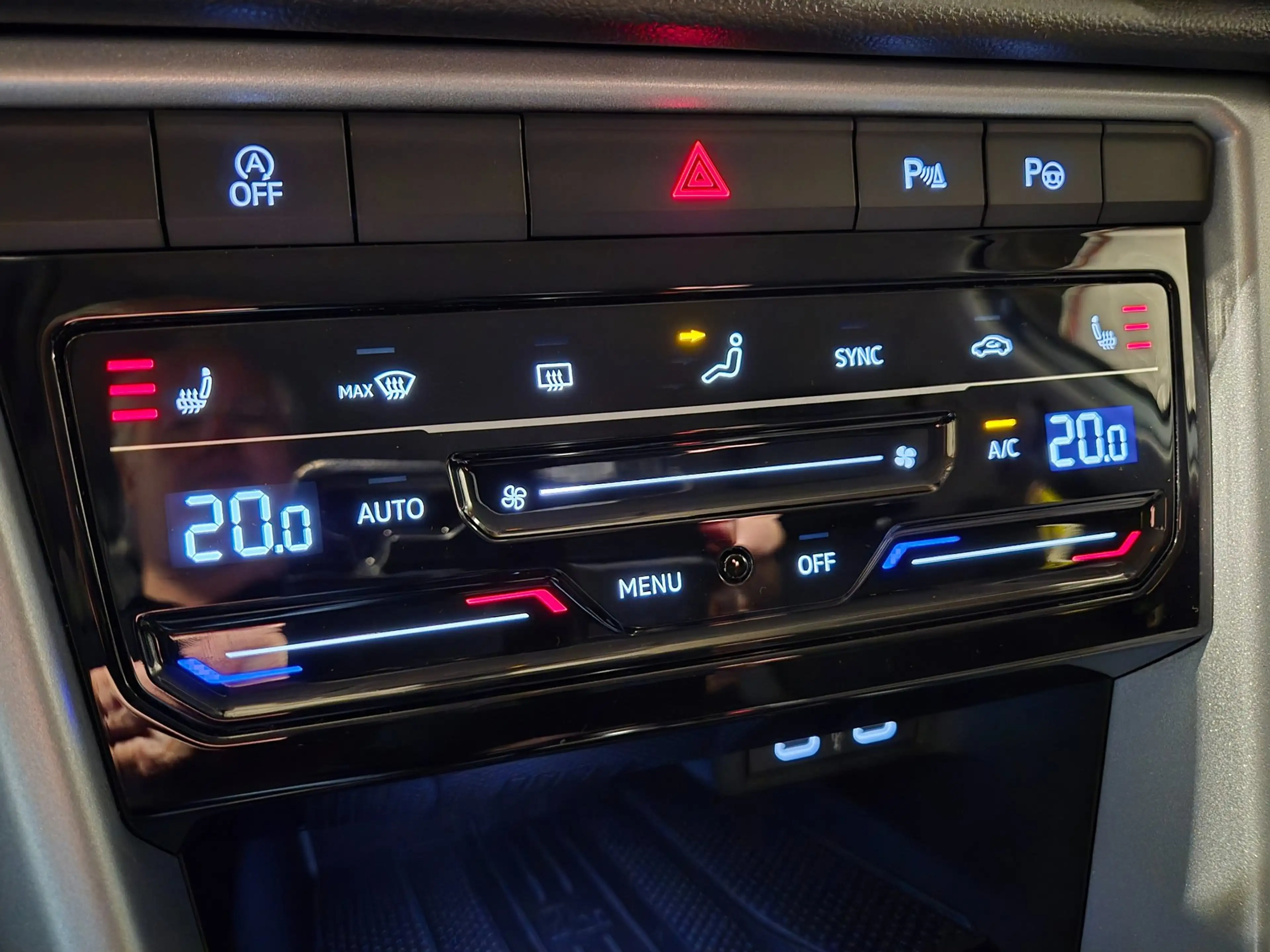 Volkswagen T-Roc 1.0 TSI Goal Edition - Clima - Stoelverwarming - A — photo 11