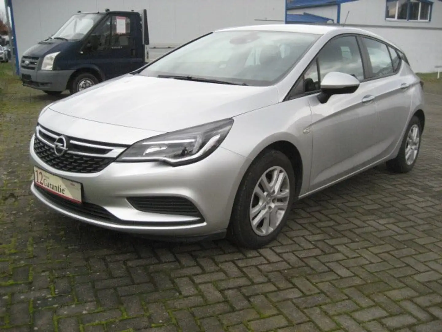 Opel Astra 1.4 Turbo Innovation Silber - 1