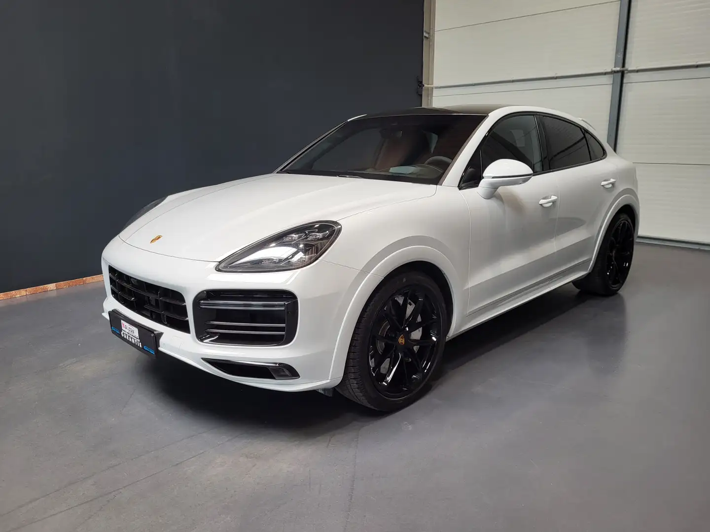 Porsche Cayenne Turbo Coupe *Leichtbau Sport-Paket| Chrono* Weiß - 1