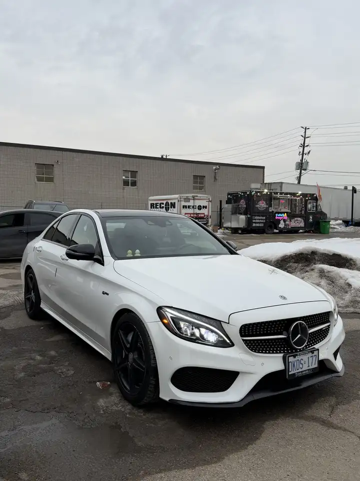Mercedes-Benz C-Class photo Mercedes-Benz C-Class