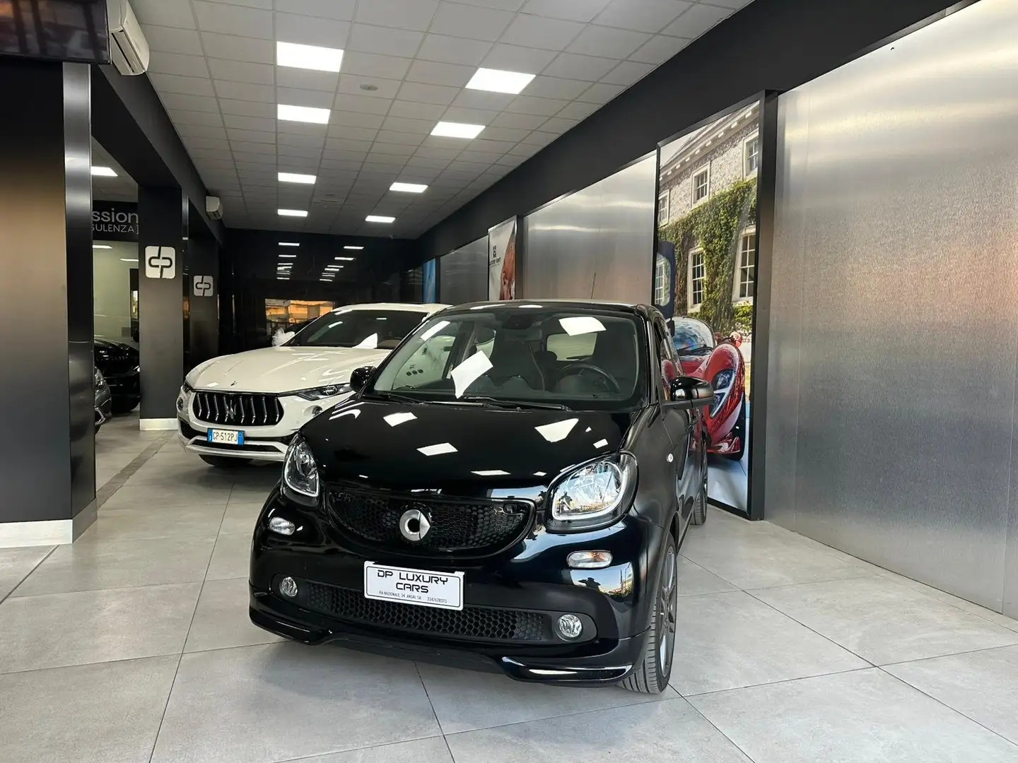 smart forFour Forfour II 2015 1.0 Brabus Style 71cv Noir - 1
