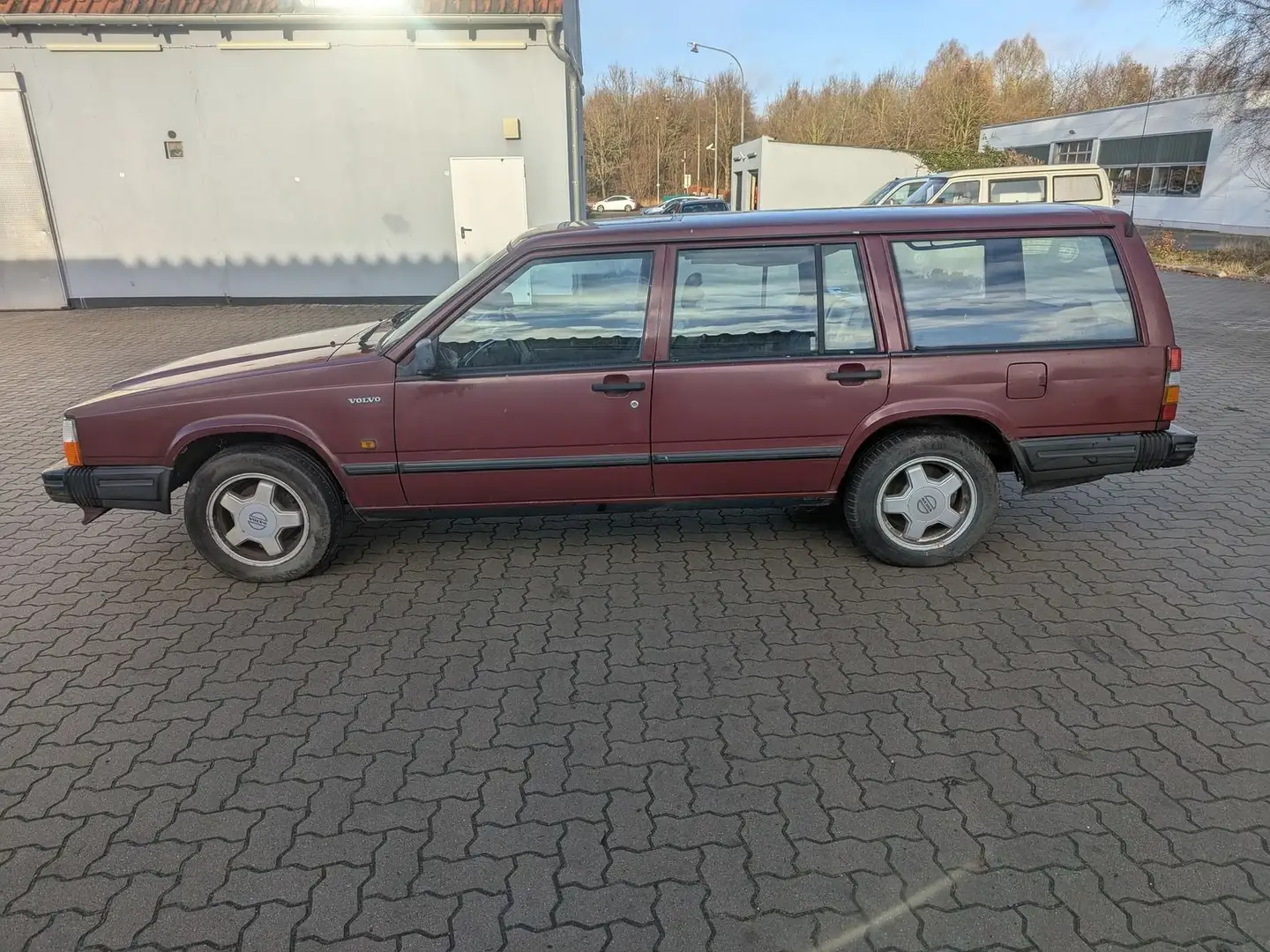 Volvo 740 GL Kombi Rojo - 2