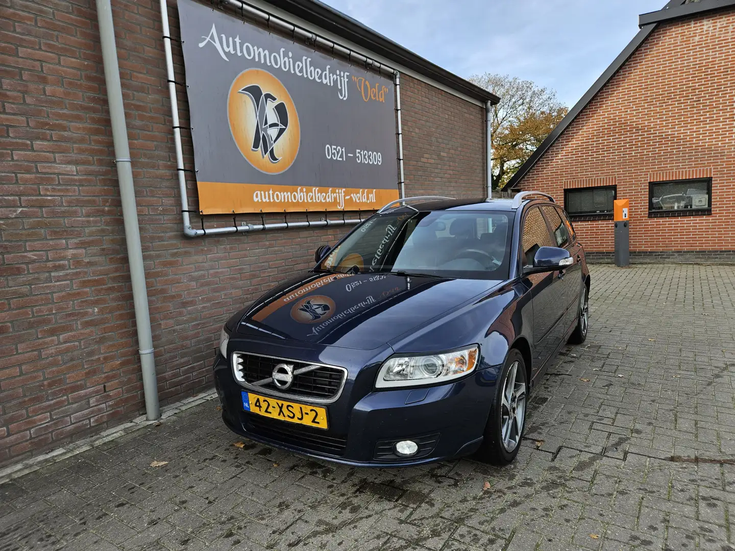 Volvo V50 1.6 D2 S/S Limited Edition Blauw - 1