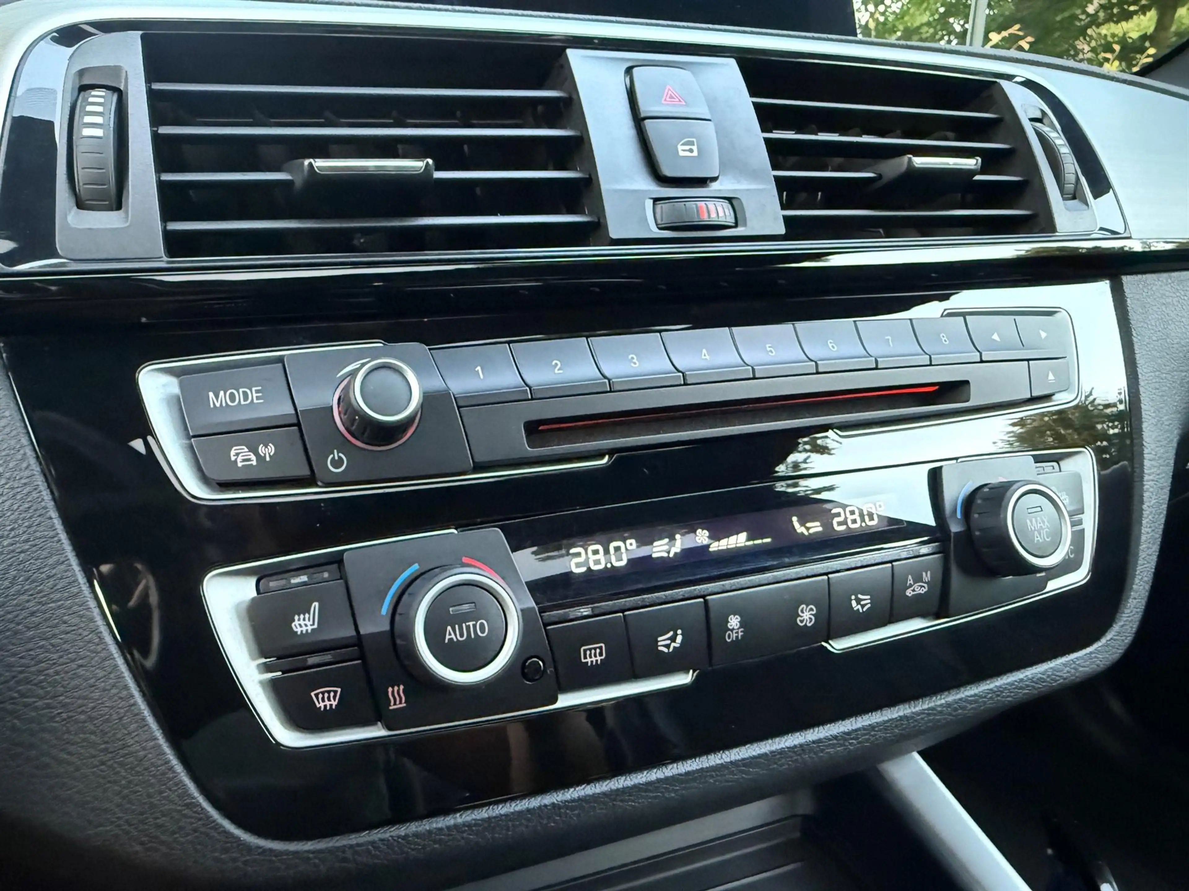 BMW 140 1-serie M140i High Exec/Pano/Stuurverw/Carplay/Har — photo 22