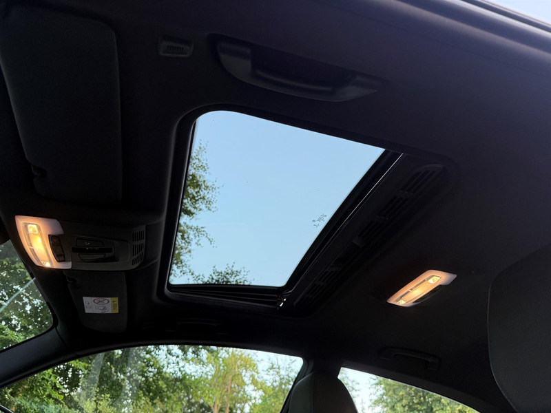 BMW 140 1-serie M140i High Exec/Pano/Stuurverw/Carplay/Har — photo 24
