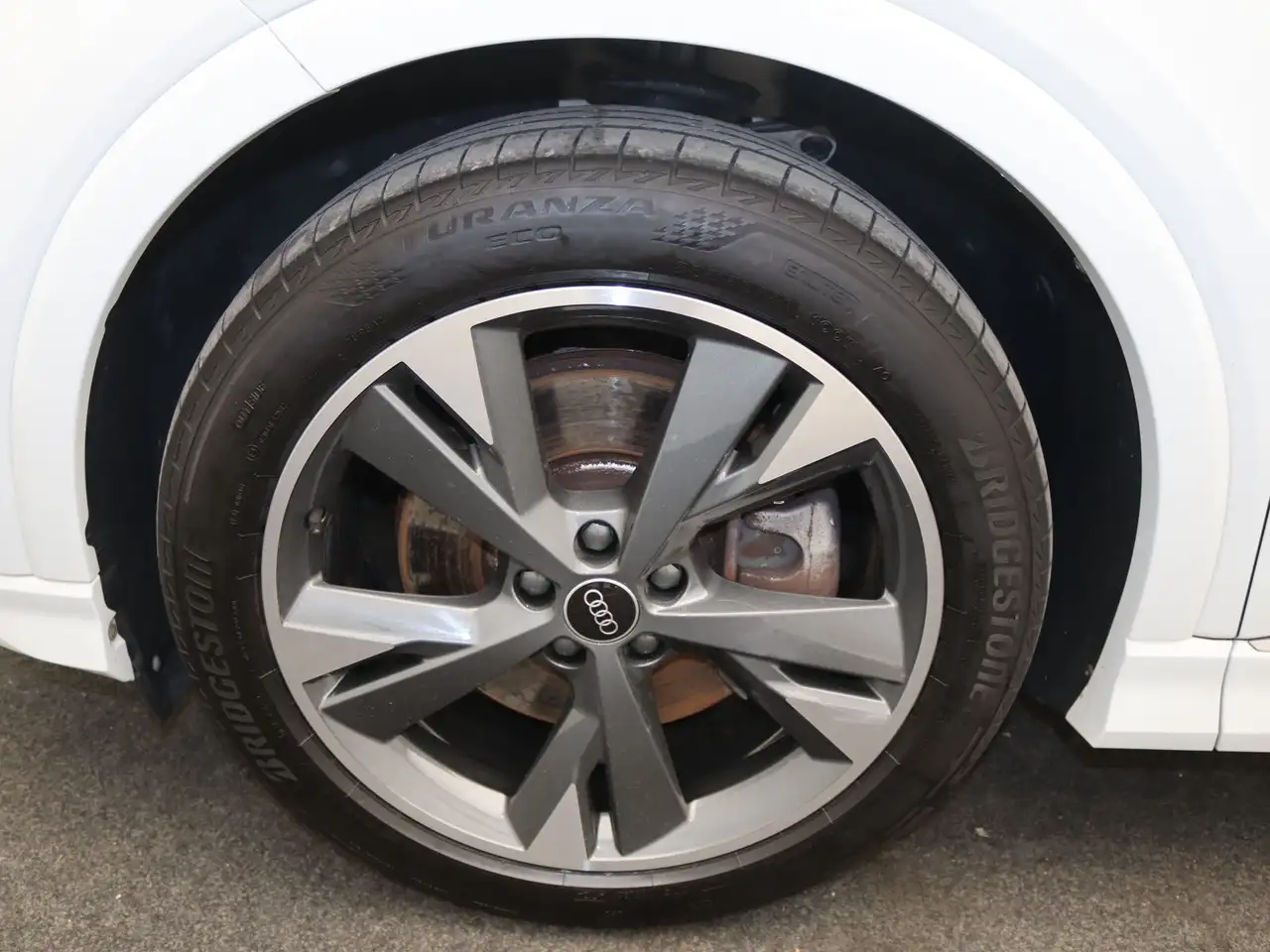 Audi Q4 50 quattro / Pano, Matrix, AR-HuD, AHK, миниатюра 17