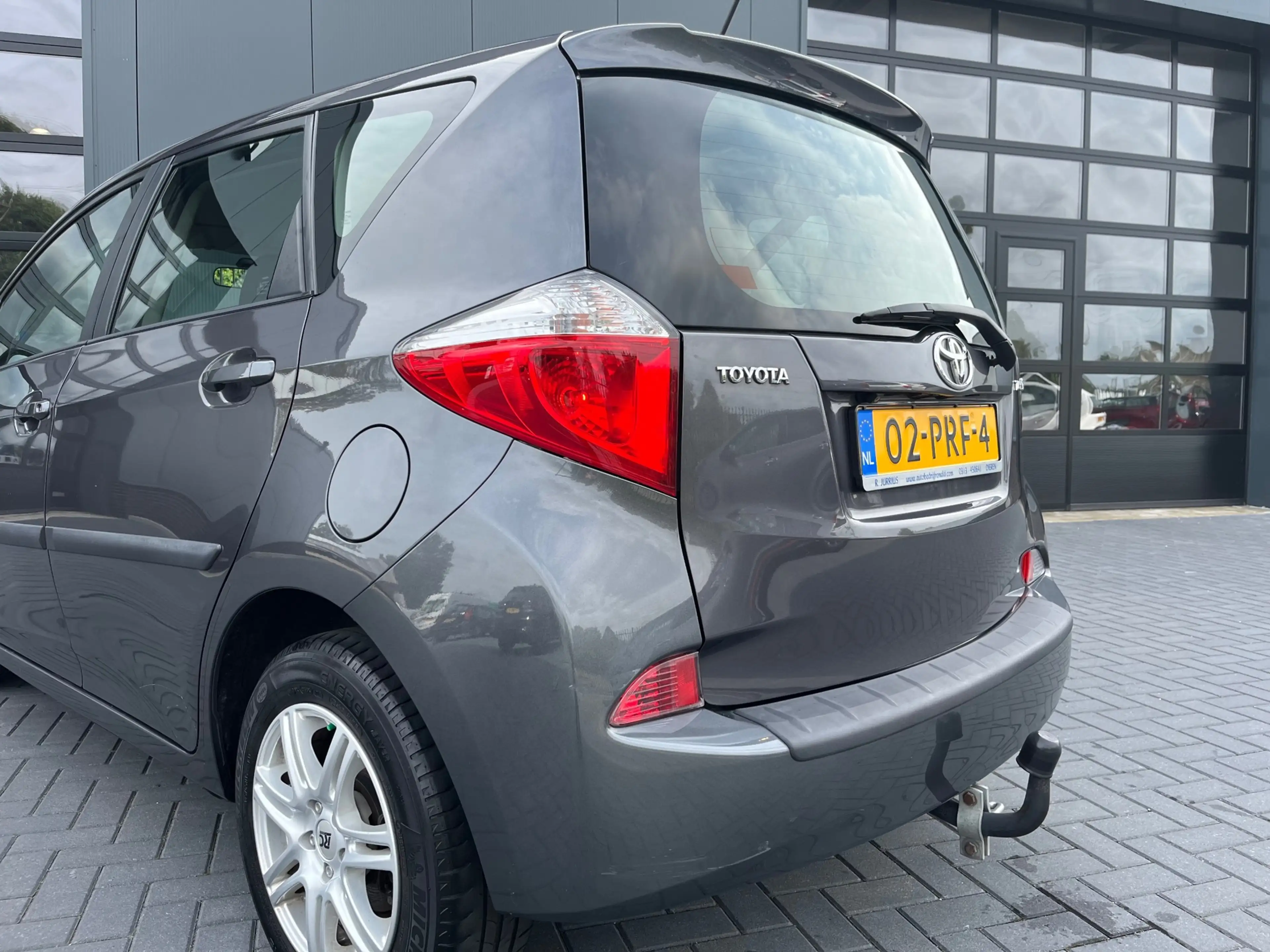 Toyota Verso-S 1.3 VVT-i Aspiration NL.Auto/Climatronic/Cruise-co — photo 9