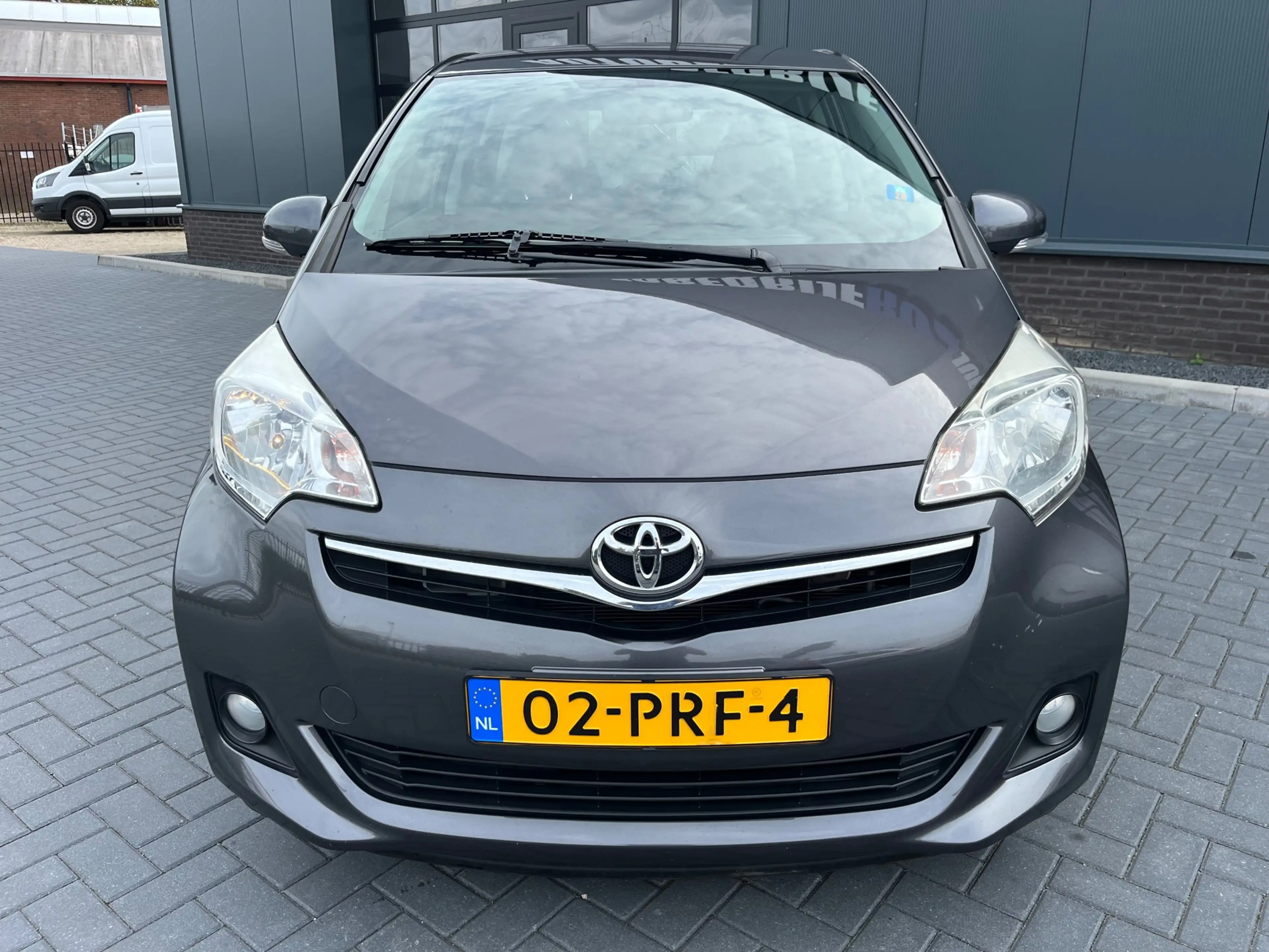 Toyota Verso-S 1.3 VVT-i Aspiration NL.Auto/Climatronic/Cruise-co — photo 7