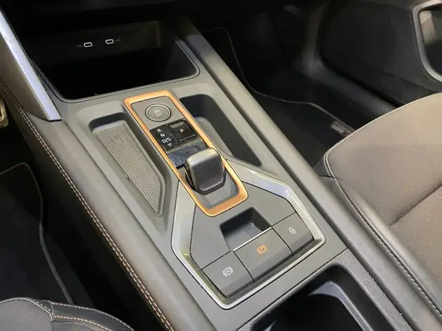 Cupra Leon view 8