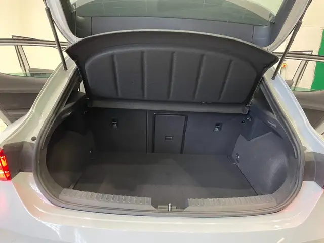 Cupra Leon view 14