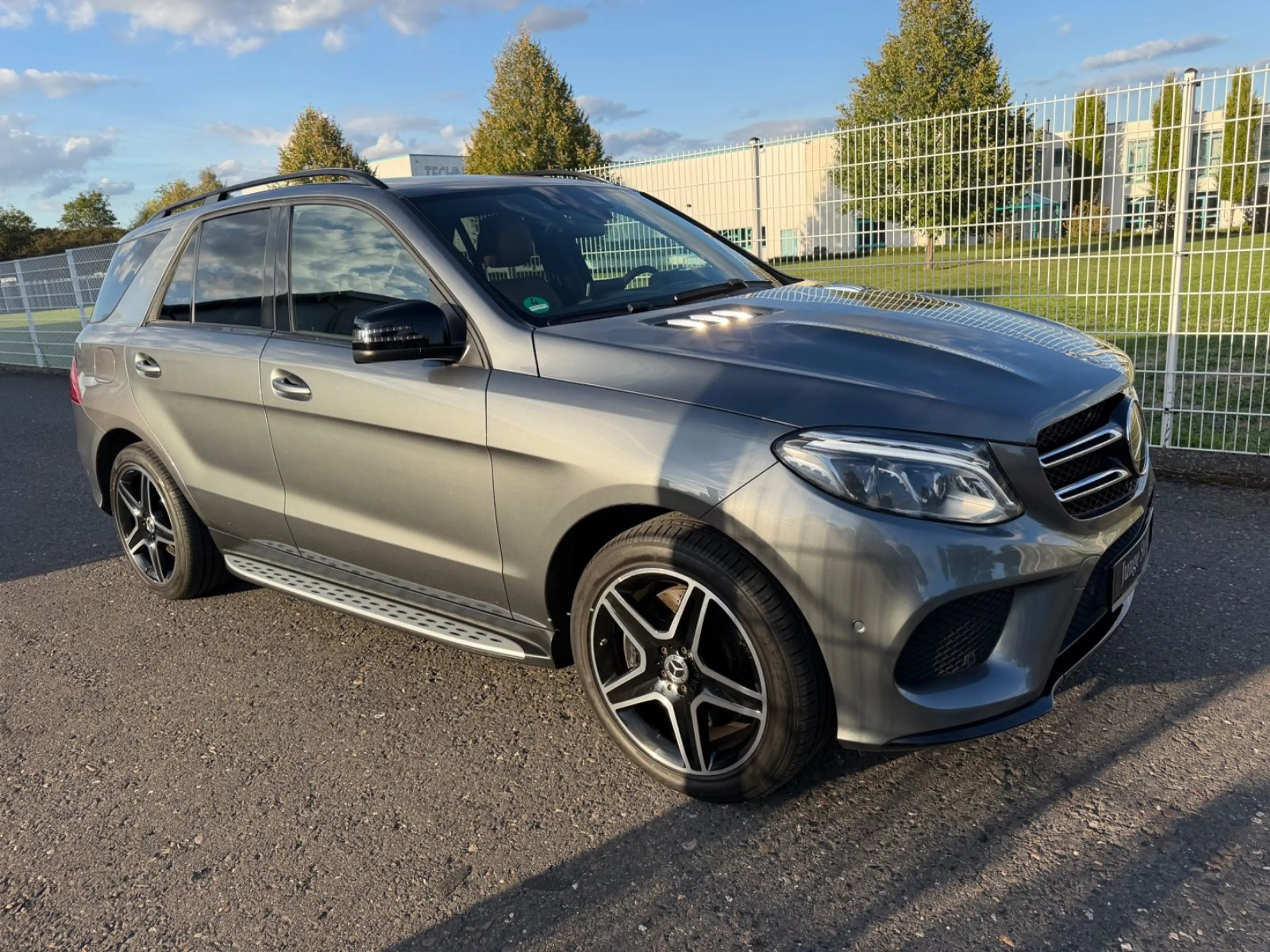 Mercedes-Benz GLE 400 GLE-400 4Matic AMG Line Navi/Leder/Harman-Kardon — photo 3