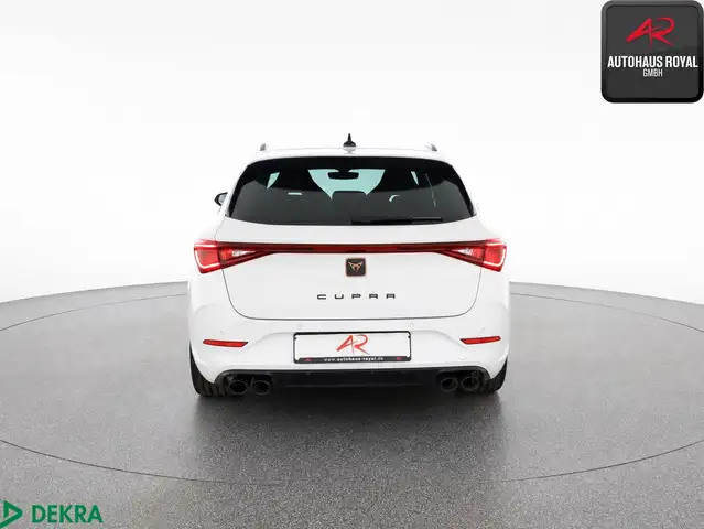 Cupra Leon view 4