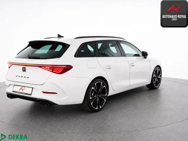 Cupra Leon view 5