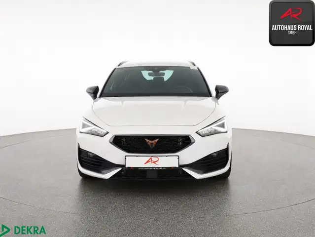 Cupra Leon view 8