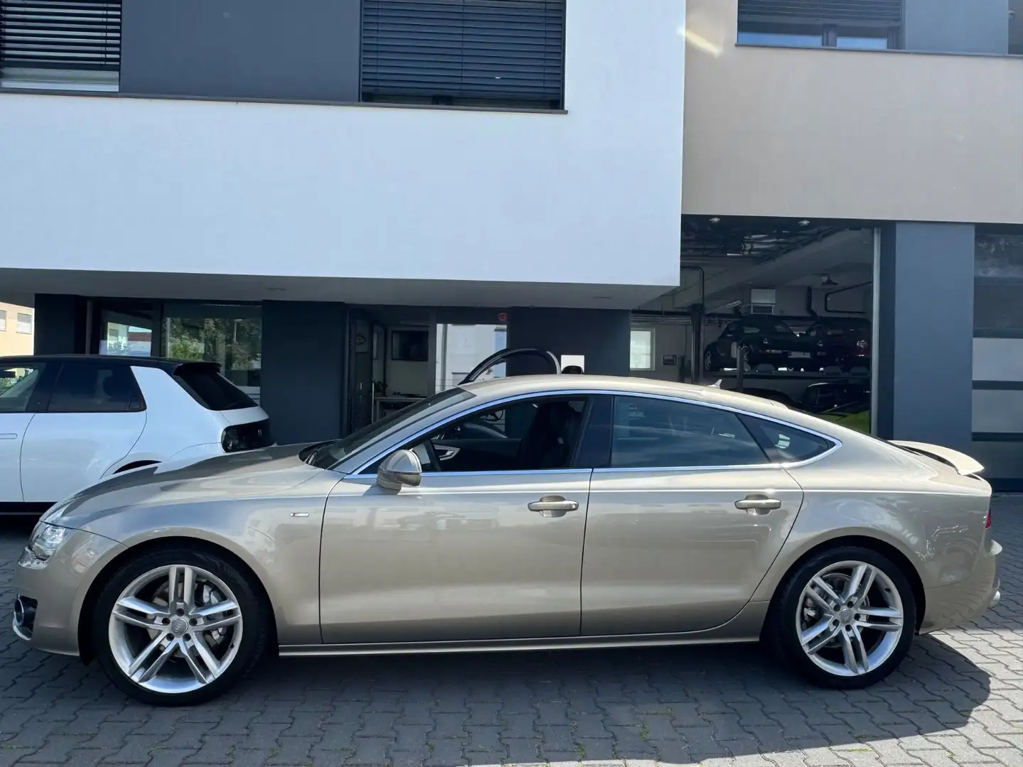 Audi A7 Sportback 2.8 FSI quattro S line Sport Plus - 2