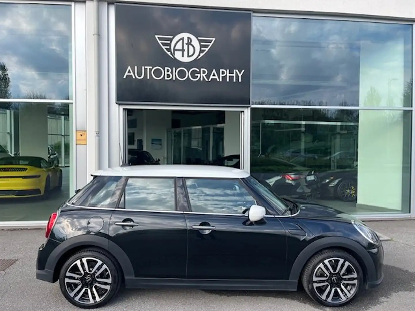 MINI Cooper Mini 5p 1.5 Cooper Classic auto Noir - 1